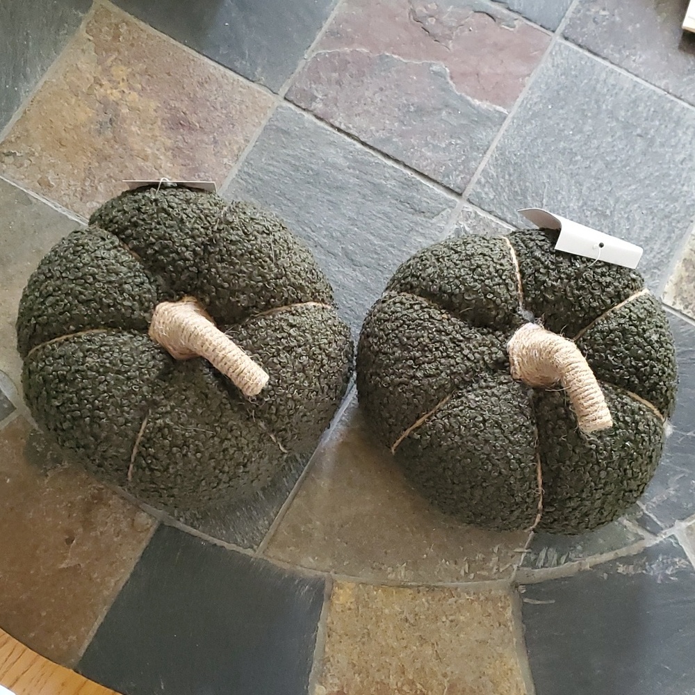 pumpkin decor